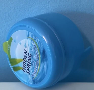 Hidden Spring Watercap closure — side angle